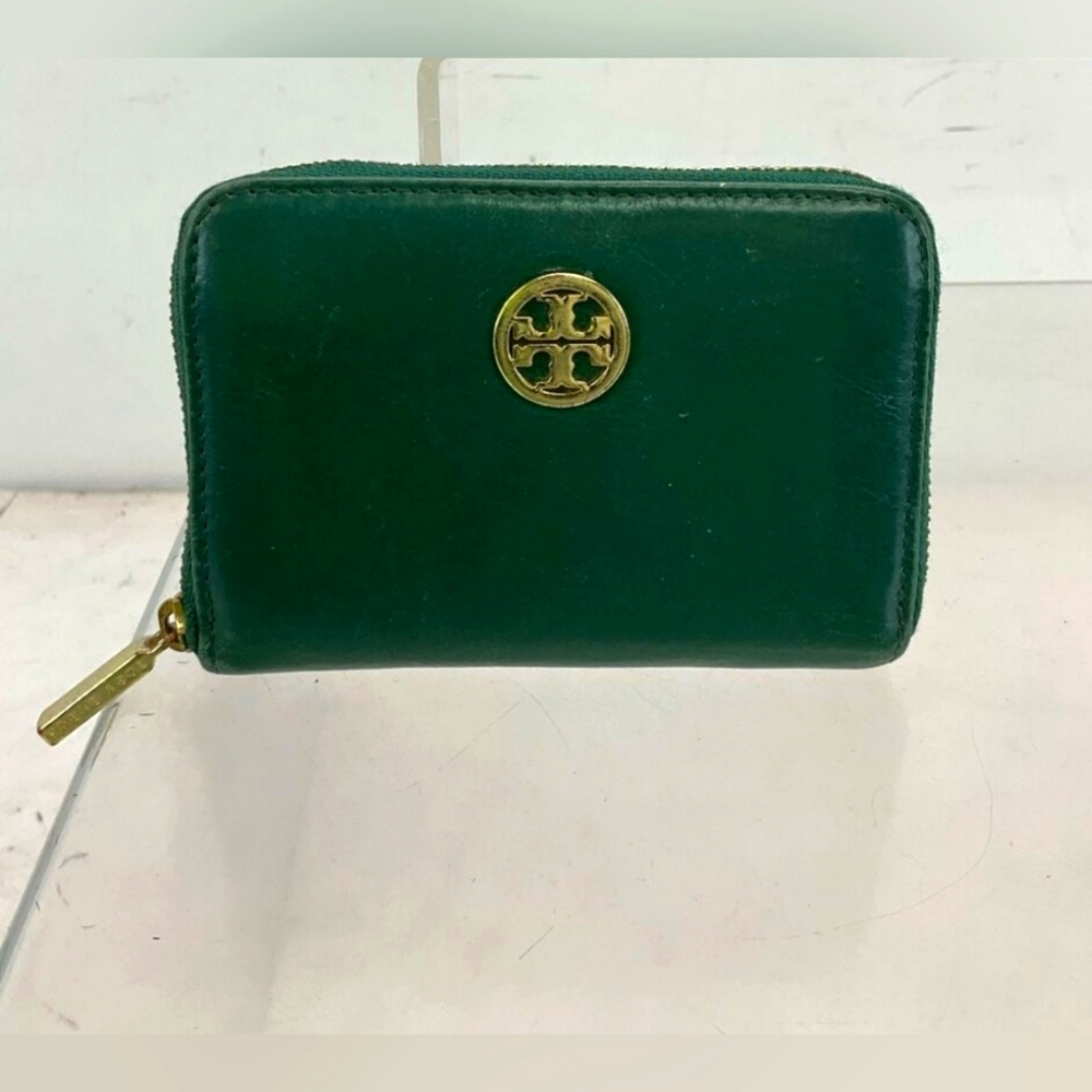Tory Burch Designer Dark Green Smooth Leather Zip Around Keychain Wallet